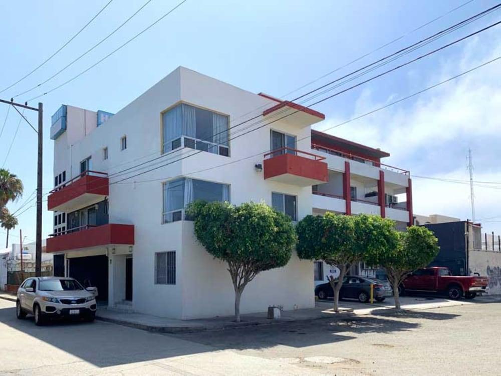 Hotel Posada Don Fernando Ensenada Exterior photo